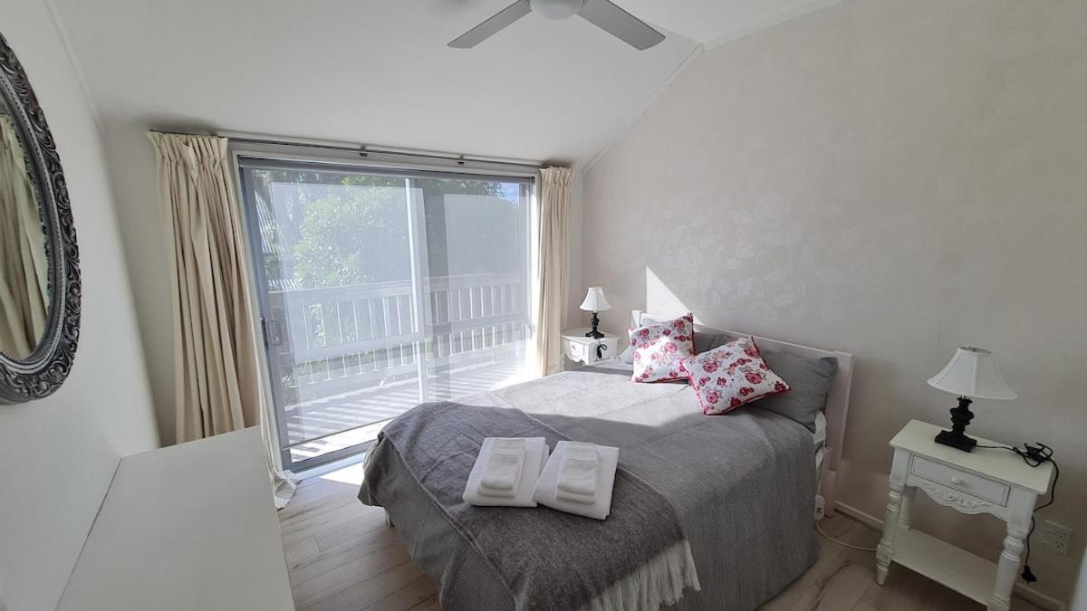 Bidwills Gem Villa Greytown Bagian luar foto